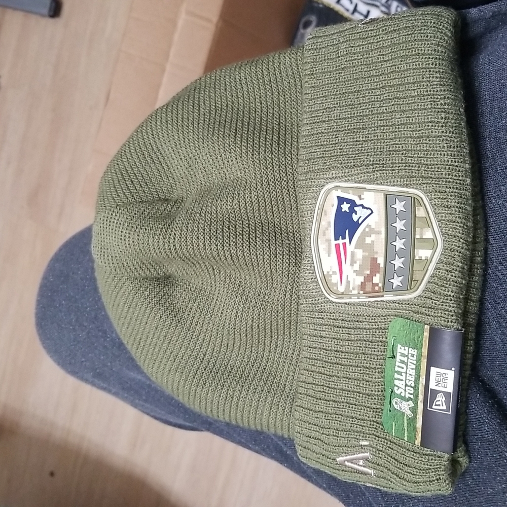 Patriots New Era Salute to service Beanie
